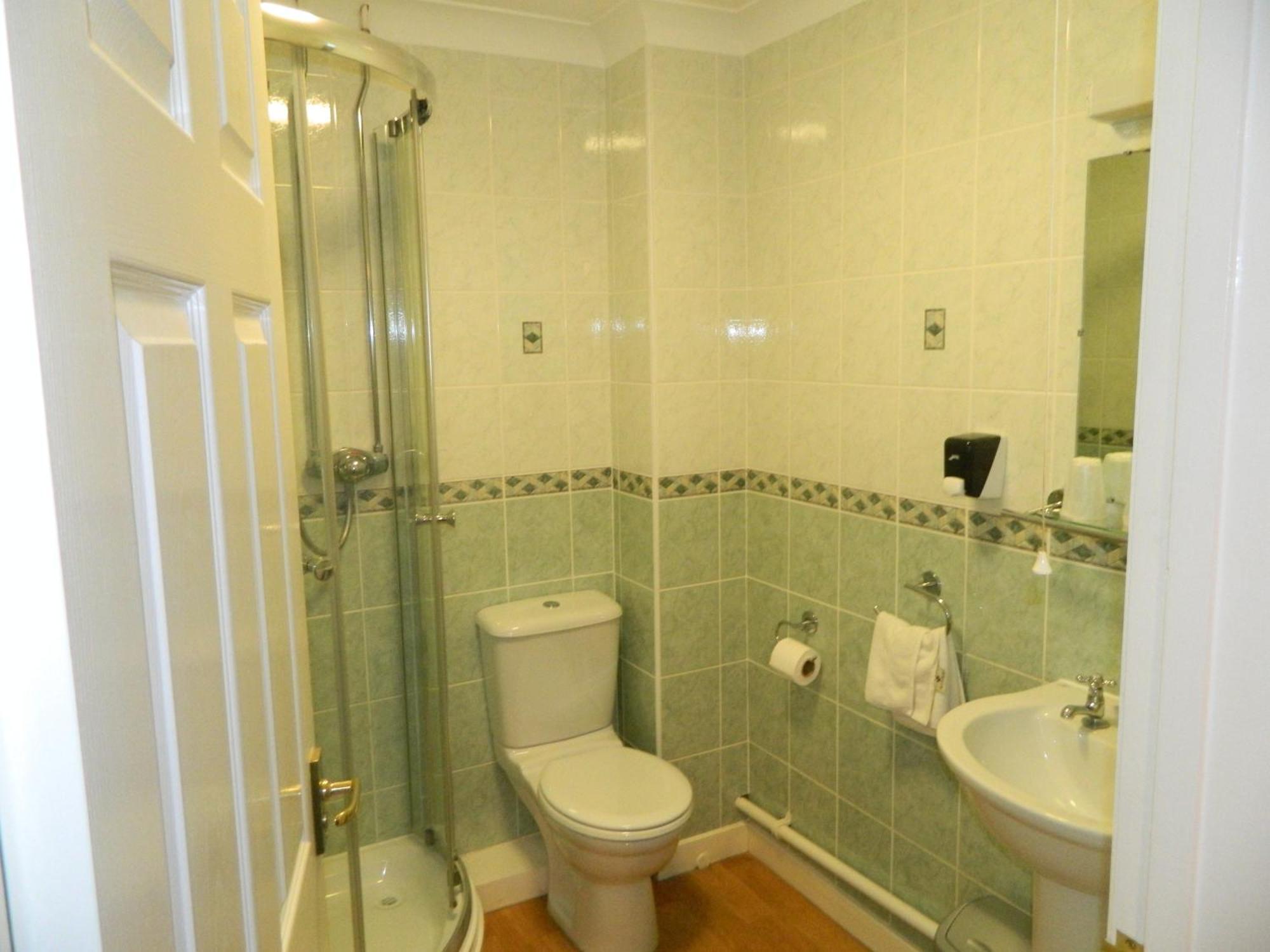 סטומרקט The Cedars Hotel מראה חיצוני תמונה